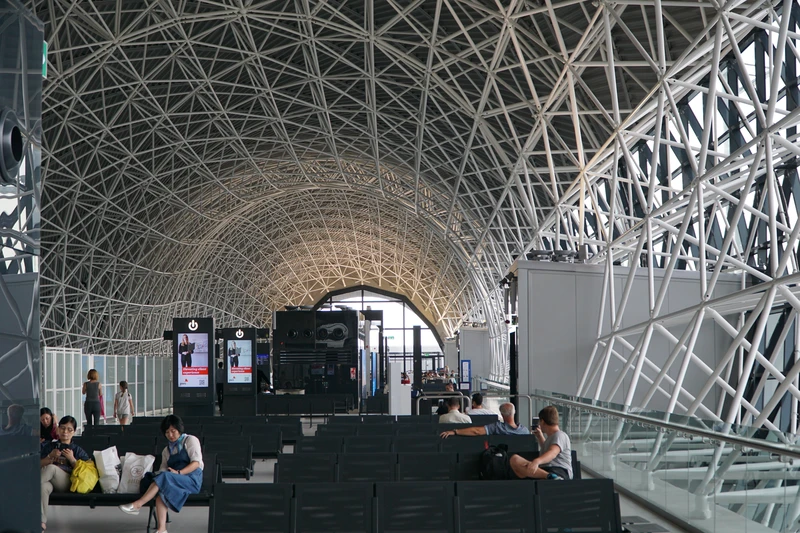 Sala de salidas de la Terminal 01.